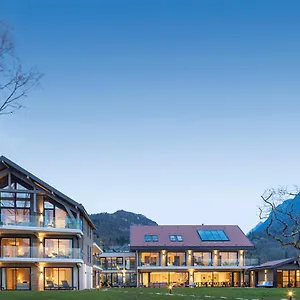 villa-caroline-hotel-sante-bien-etre-lac-dannecy.hotels-rhonealpes.com/